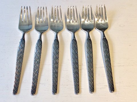 Harlequin
silver Plate
Dinner fork
*25DKK