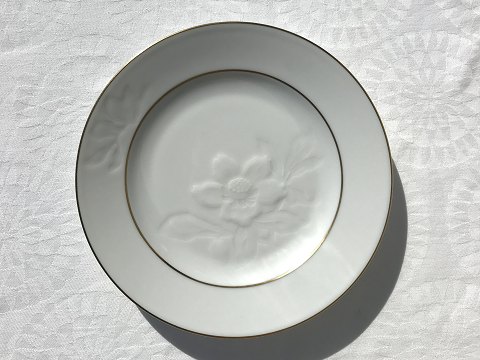Bing & Grondahl
White Christmas Rose
Cake plate
# 616
* 30kr