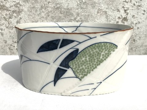 Royal Copenhagen
Floreane bowl
# 255/5571
* 1200kr