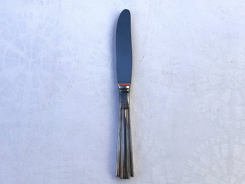 Margit
silver Plate
Fruit knife
*100 DKK