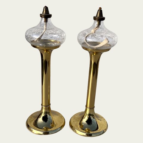 G.V. Harnisch Eftf.
Brass oil lamps
*DKK 400