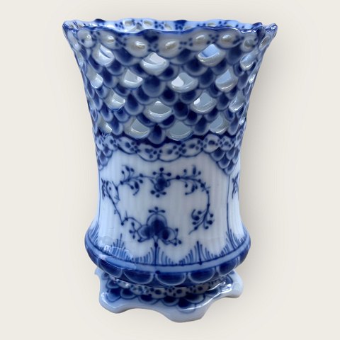 Blue Fluted
Full Lace
Vase / Cigar cup
#1/ 1016
*DKK 900