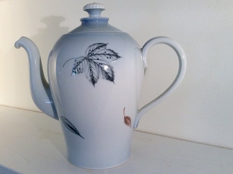 Bing&Grondahl
Falling Leaves
Coffee Pot
#91B
*100kr