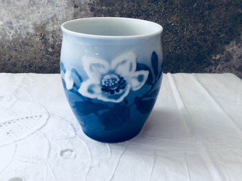 Bing & Gröndahl
Christrose 
Kleine Vase
*75 DKK
