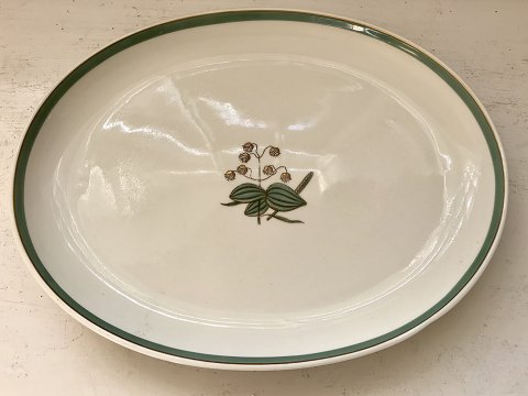 Royal Copenhagen
Hjertegræs
Quaking Grass
Oval dish
# 884/9722
* 125kr