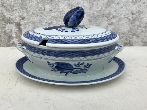 Royal Copenhagen
Tranquebar
Sovseterrin
#11/1016
*500kr