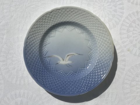 Bing & Grondahl
Seagull without gold
Cake plate
# 28A #B&G
*20kr
* 25kr