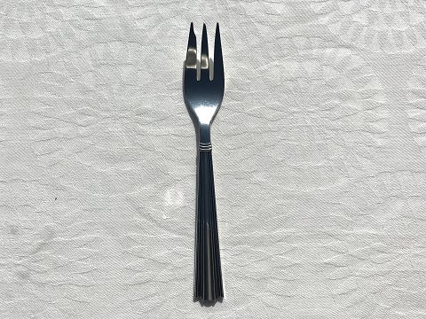 Margit
silver Plate
Cake fork
* 40kr