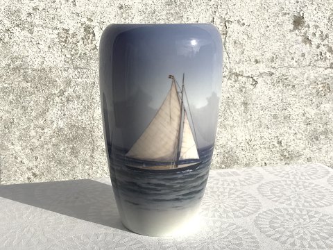 Royal Copenhagen
Vase
# 1484/237
* 400kr