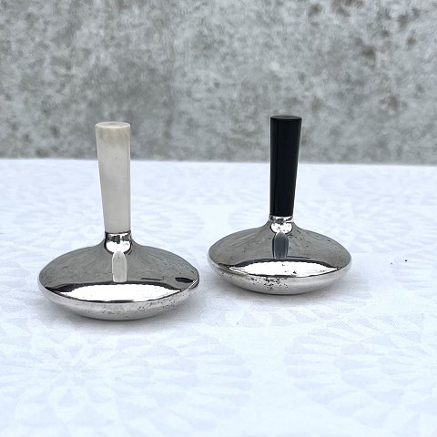 Cohr
Salt & Pepper set
silver plated
DKK 300