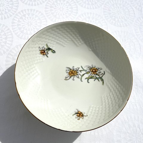 Bing&Grøndahl
Mimer
Cake bowl on foot
#223
*DKK 300