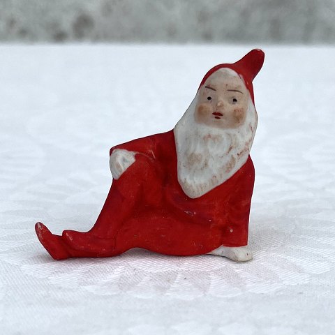 Bisquit porcelain christmas gnom
Sitting gnom
*DKK 275