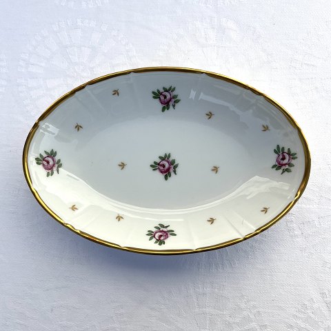 Bing&Grøndahl
Roselil
Serving dish
#38
*DKK 175