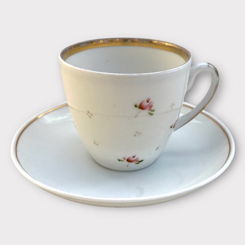 Bing&Grøndahl
kaffekop med malede roser
*300kr
