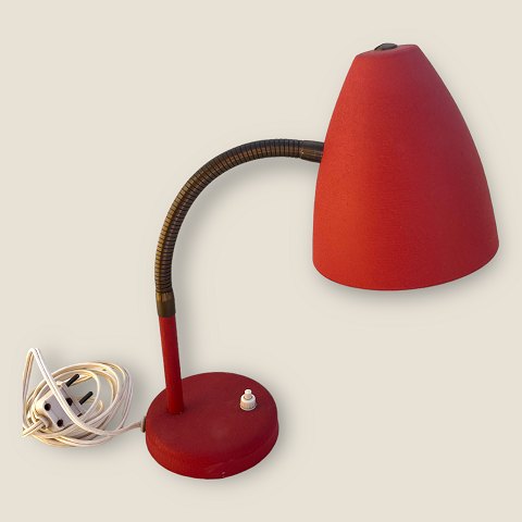 Rød retro bordlampe
*450kr
