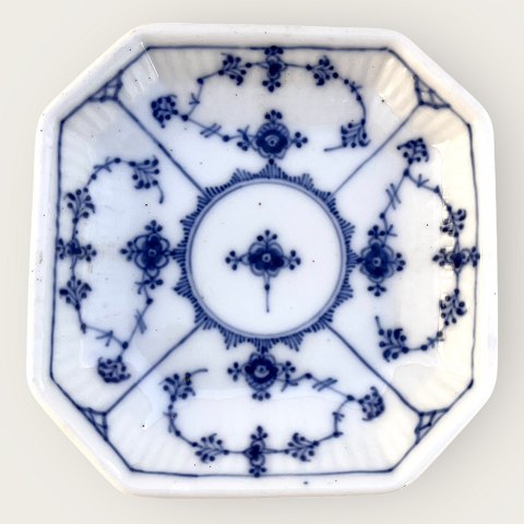 Royal Copenhagen
Blue fluted
Plain
Platter
1/ 228
*DKK 500