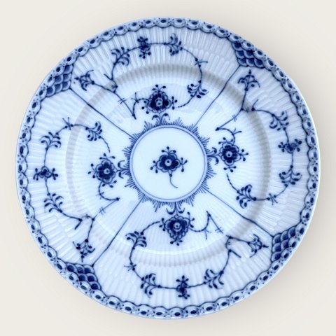 Royal Copenhagen
Blue fluted
Half Lace
Plate
#1/ 573
*DKK 300