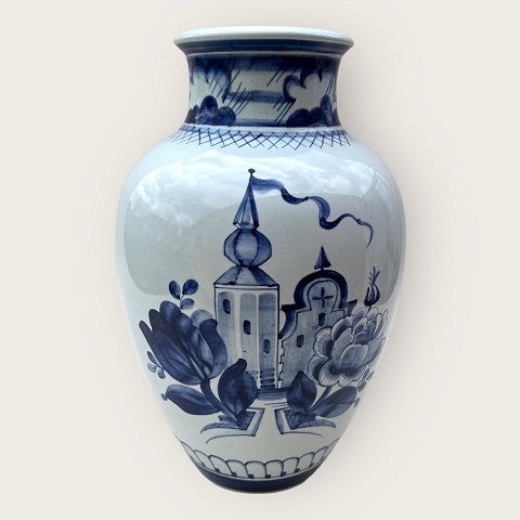 Royal Copenhagen: vases